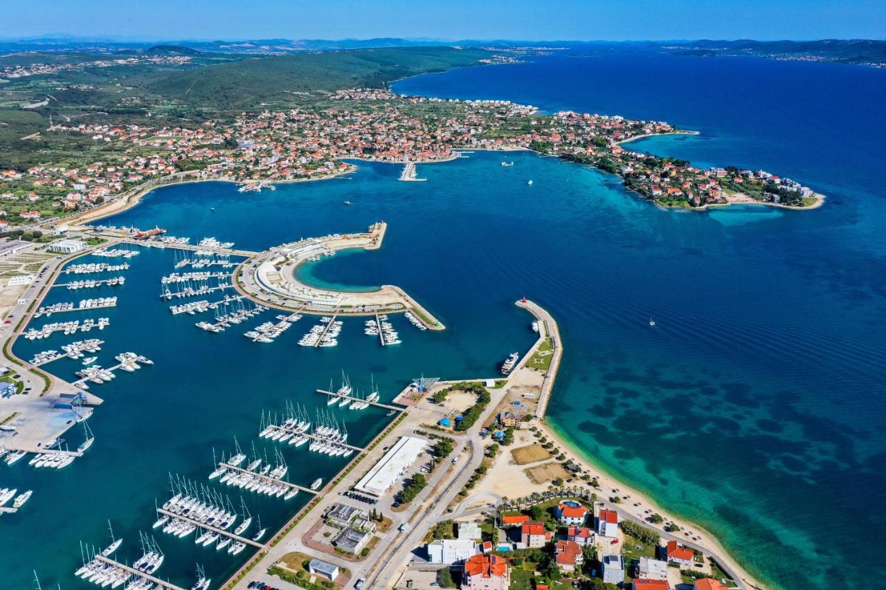 Apartments By The Sea Sukosan, Zadar - 5863 Ngoại thất bức ảnh