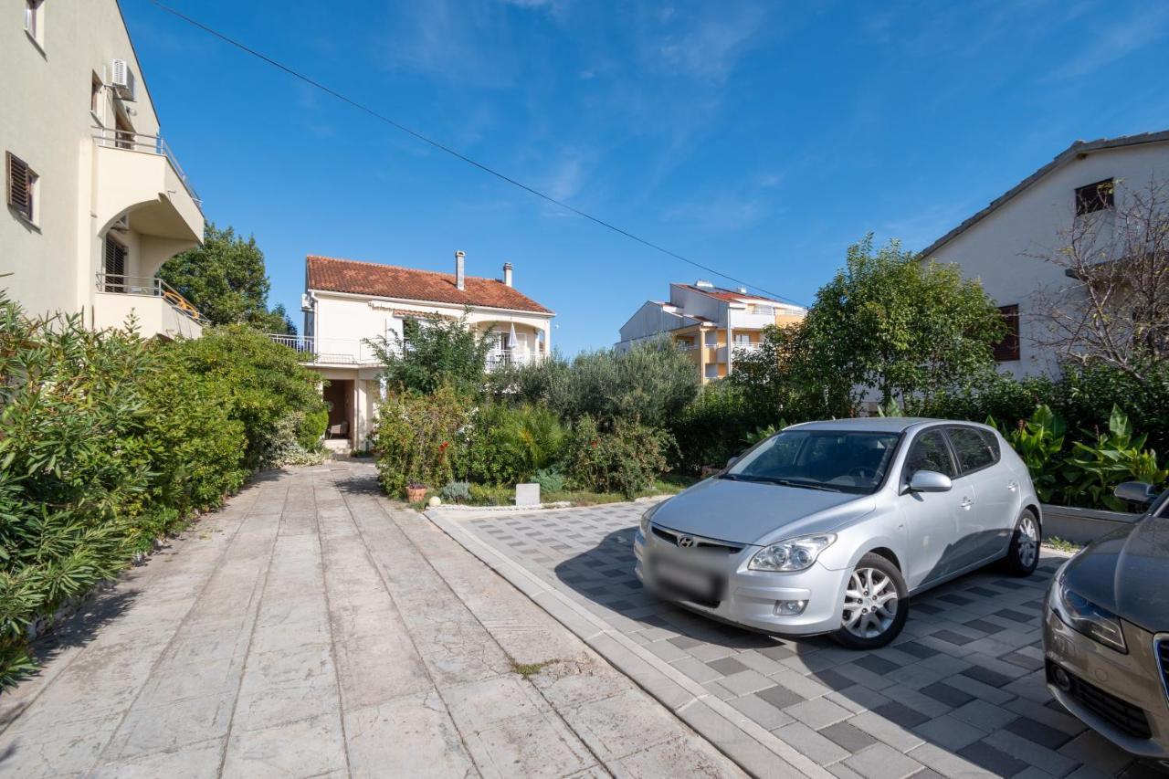 Apartments By The Sea Sukosan, Zadar - 5863 Ngoại thất bức ảnh