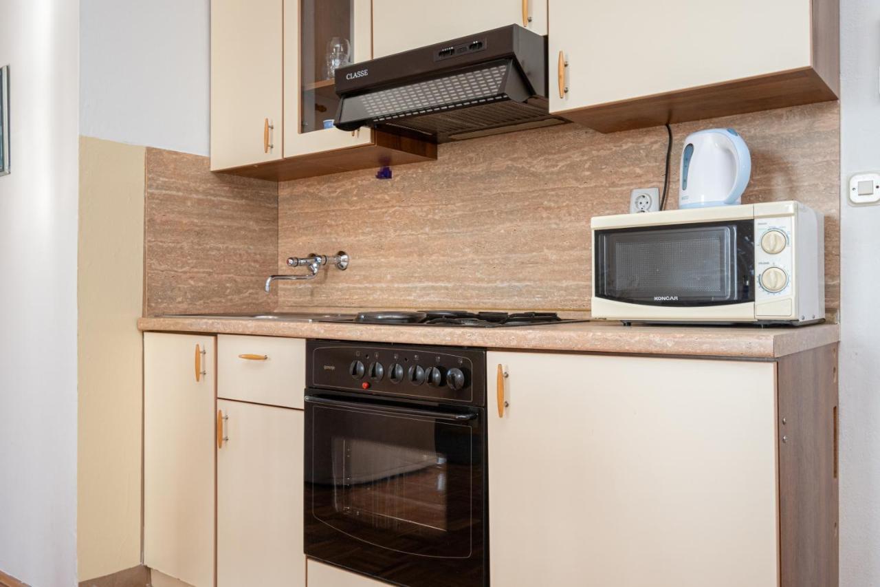 Apartments By The Sea Sukosan, Zadar - 5863 Ngoại thất bức ảnh