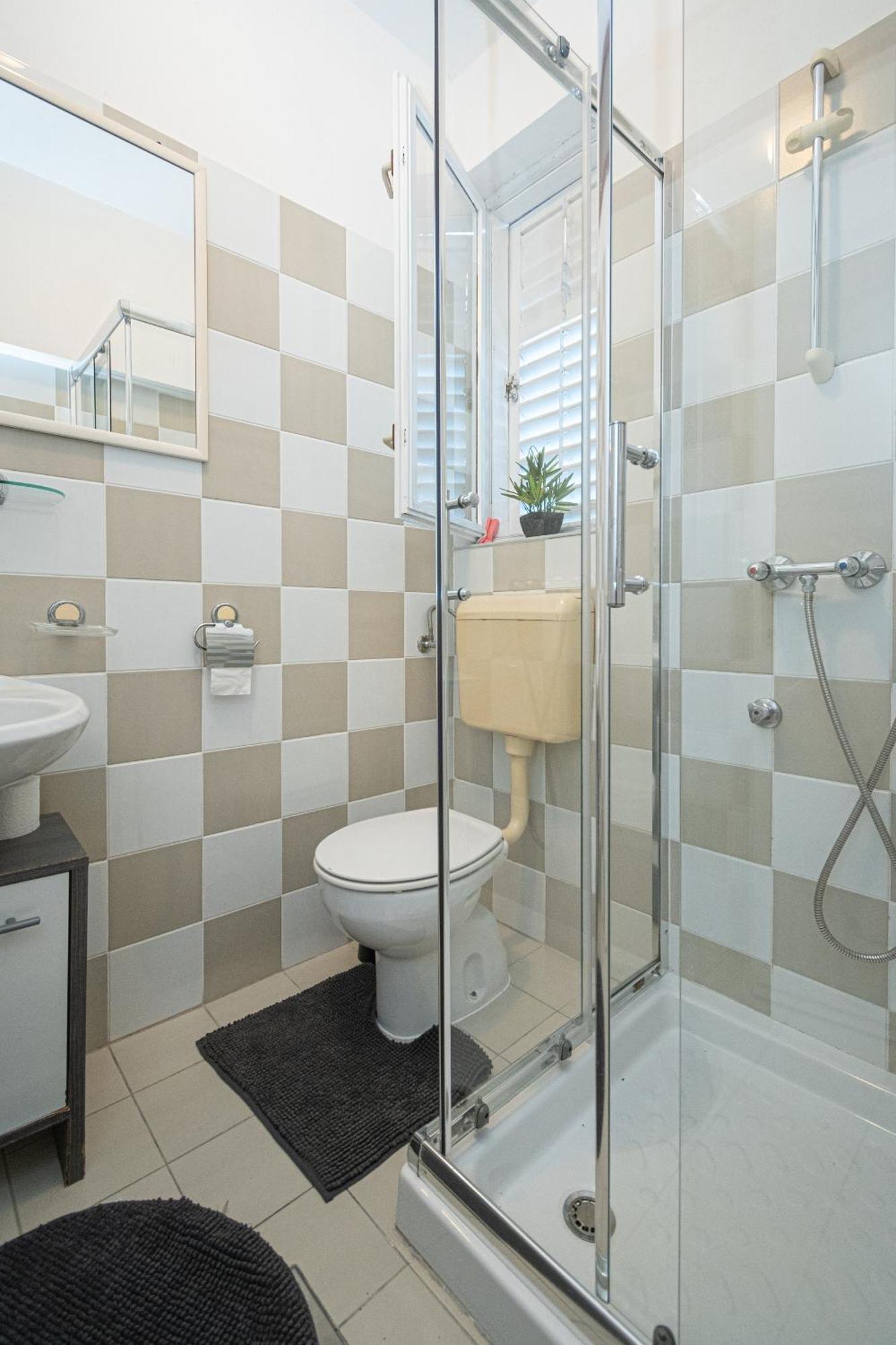 Apartments By The Sea Sukosan, Zadar - 5863 Ngoại thất bức ảnh
